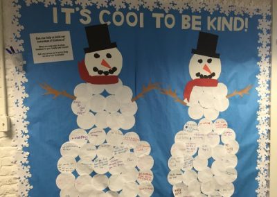 Snowmen - It's cool to be kind